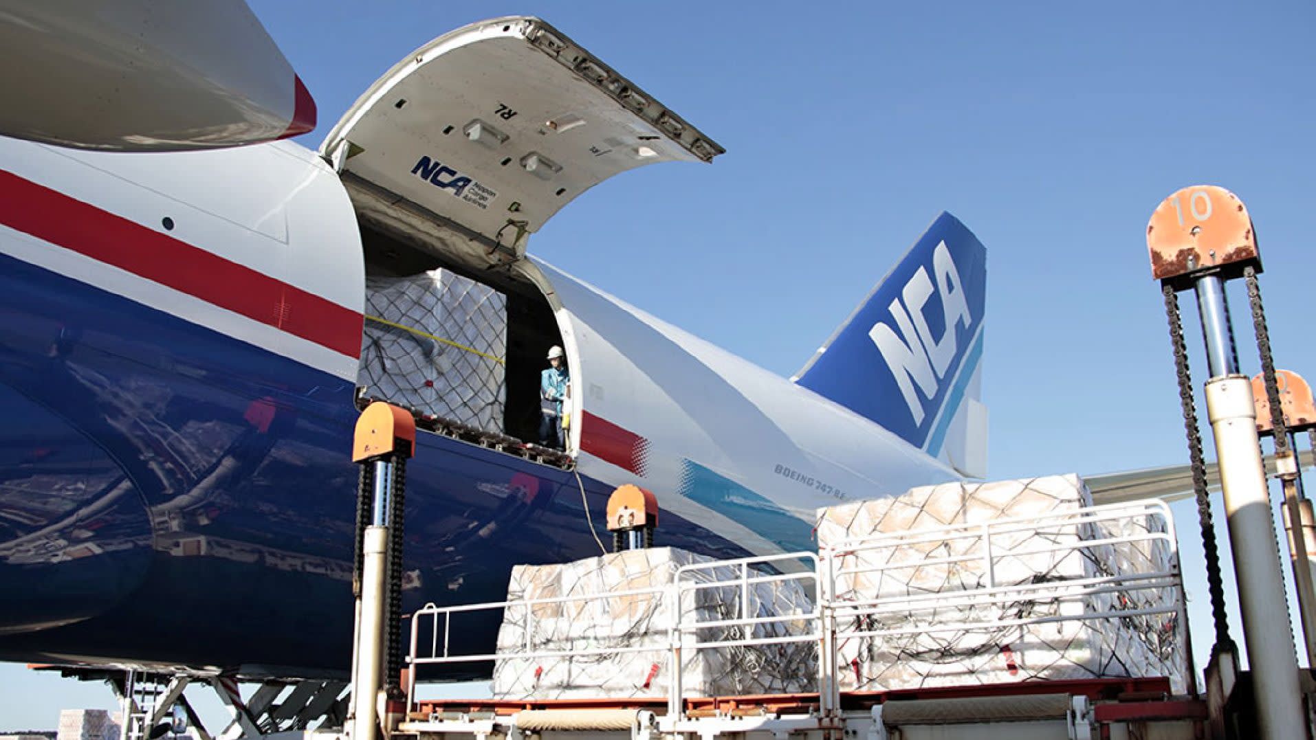 TTL nhận vận chuyển hàng hóa đi Pháp bằng máy bay